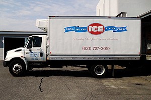 Event Planning: Hiring the Right Ice Cube Distributor in Long Island, NY