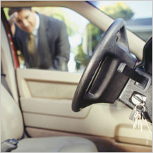 What to Look For When Hiring a Car Locksmith in Chicago
