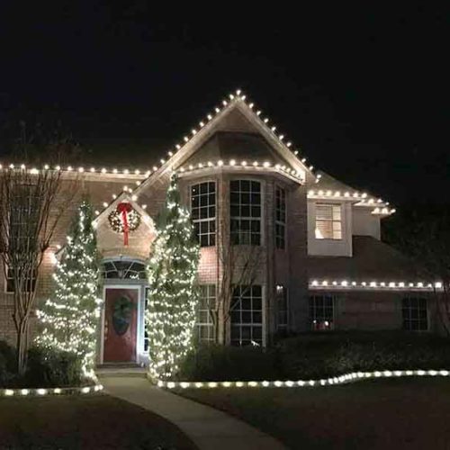 Tips to Find the Right Company to Install Your Christmas Lights
